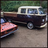 Combi type 2 double cabine pickup 6 places avec un 1600cm3 (arrivé neuf en Guadeloupe en 1977).