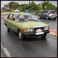 Mercedes 240 Christian