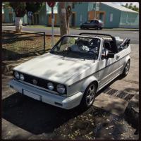 Volkswagen GOLF I Cabriolet (155) 1.6 (75Ch) Essence 1990